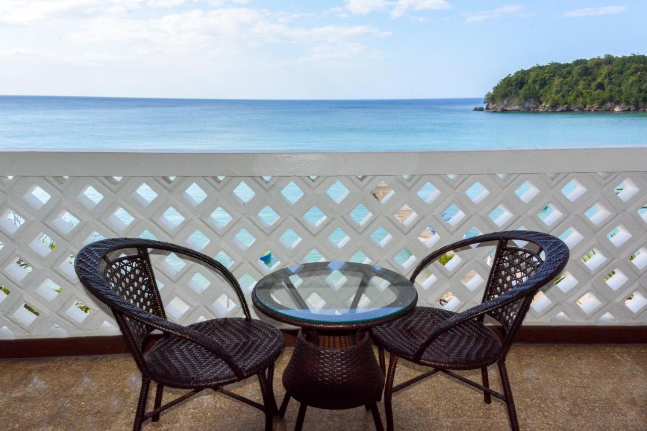 Sand And Tan Beach Hotel Очо Риос Екстериор снимка